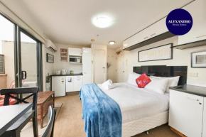 CONVENIENT STUDIO// 15 MINUTES FROM CBD